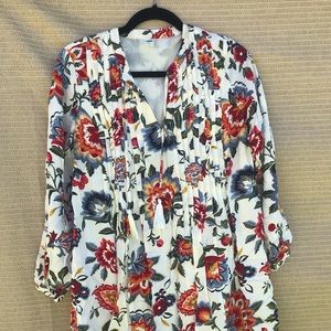 🥳 (SOLD) Beautiful flower print dress.